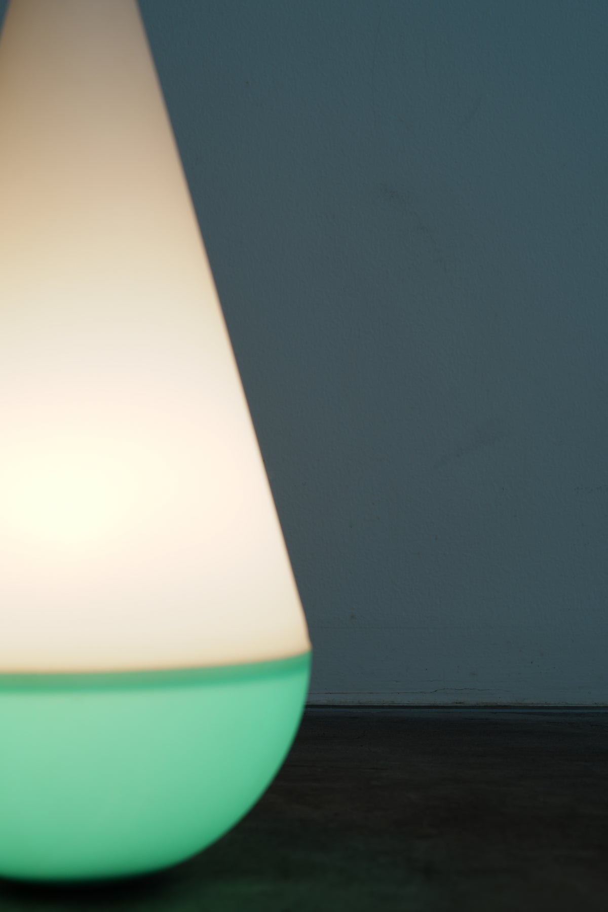 Roly Poly Lamp (White and Green)